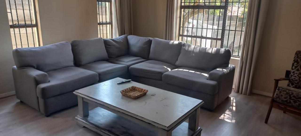 Entire 4 Bedroom House In Midrand, Johannesburg Randjesfontein Esterno foto